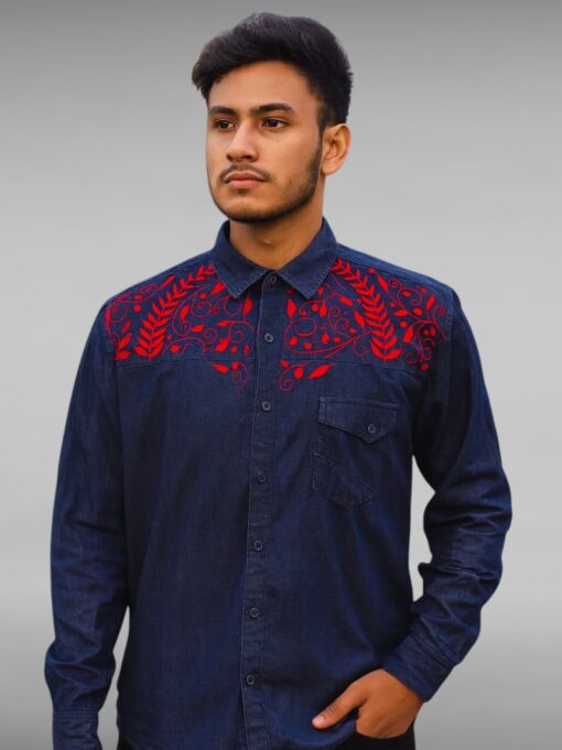 Camisa de tela comercial bordada, Tenango de Doria, Hgo.