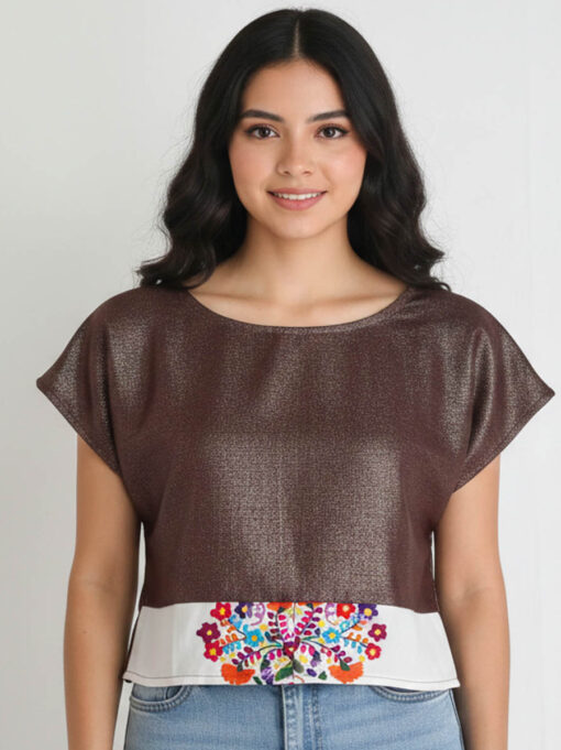 Blusa Contemporánea con aplicación, Puebla.