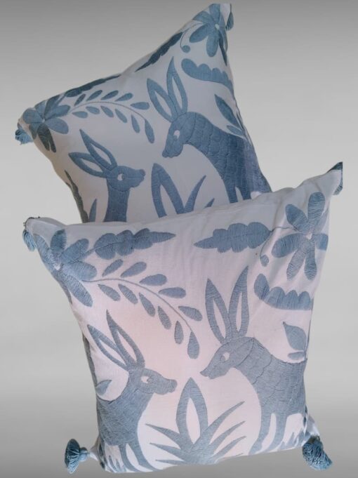 Par de cojines tradicional Otomí, Pahuatlàn, Puebla.