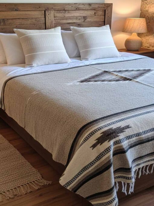 Sobre cama tradicional "sarape" - Aztatlà, Tlaxcala